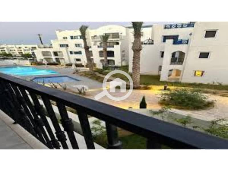 10 images (2). jfif. jpg