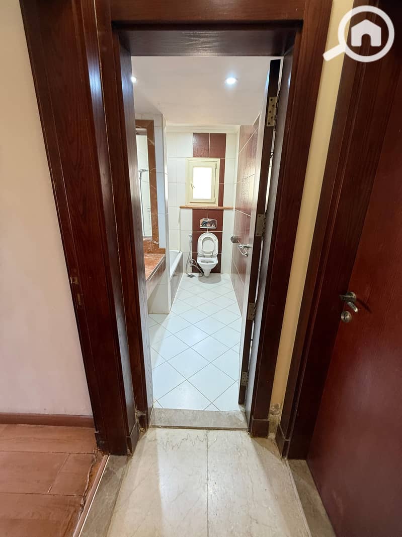 7 277694e9-7d7d-4065-9184-146876c116d4. jpeg