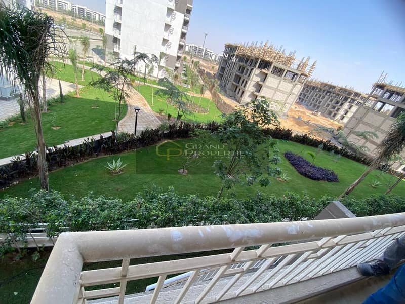 8 f630f3c4-bcd2-4d5a-bef9-066fa202b959. jpg