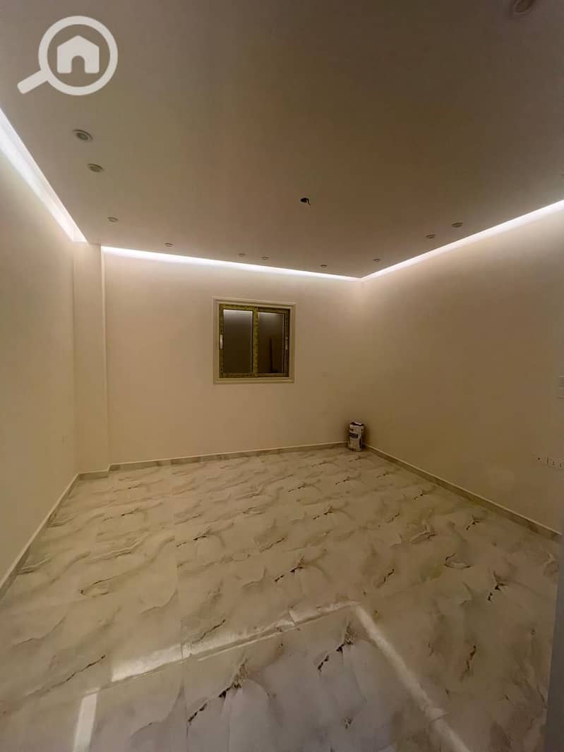 4 1896020b-f64b-4137-9233-b2d171056b3c. jpg