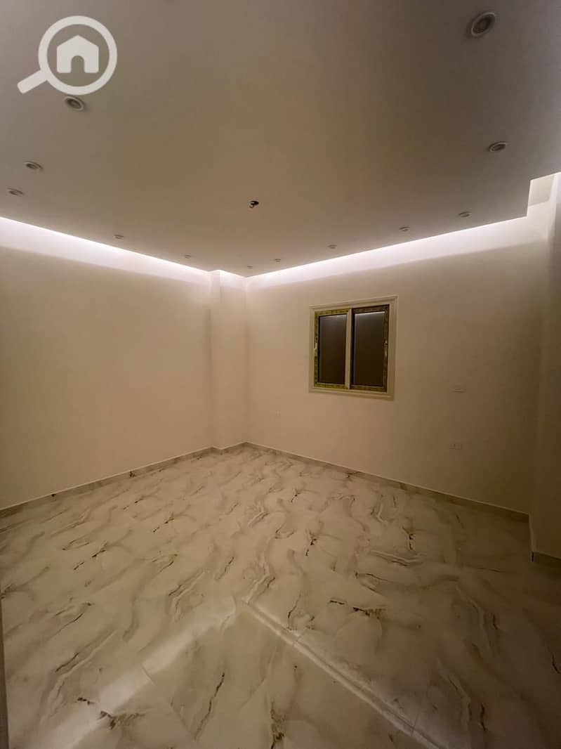 8 fa4c8f71-e1ae-4b22-ac83-f216fdd9033d. jpg