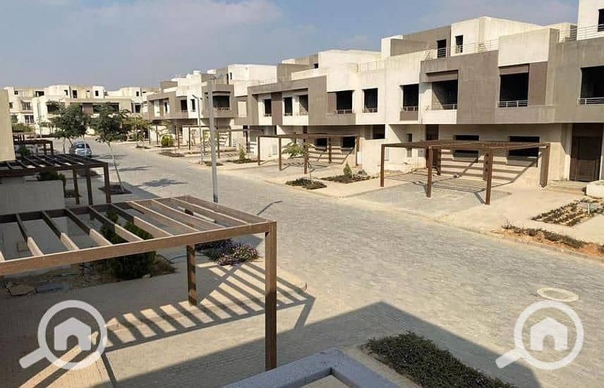 4 34411541-800x600. jpeg