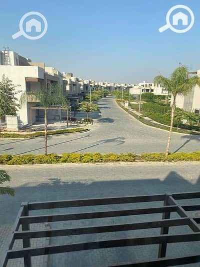 7 34411539-400x300. jpeg