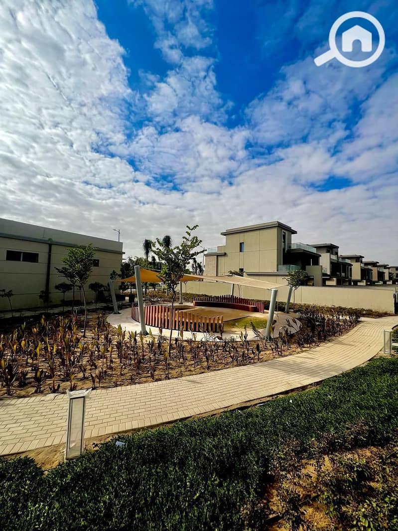 5 WhatsApp Image 2025-12-06 at 2.41. 23 PM (2). jpeg