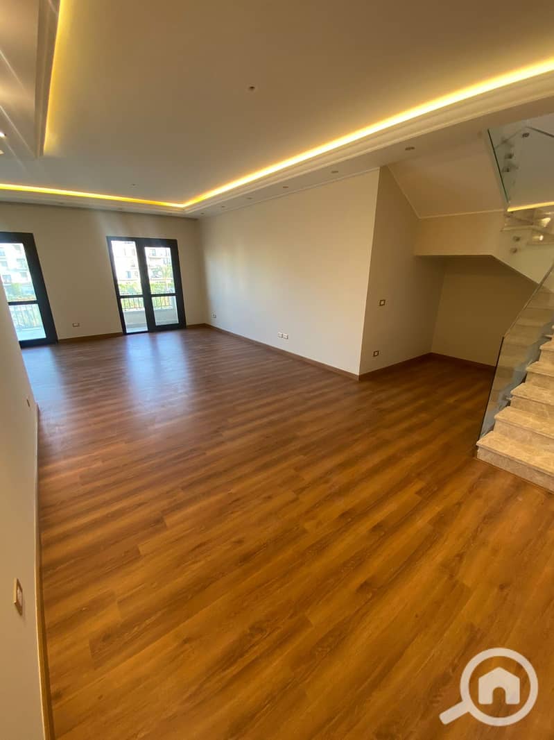 2 WhatsApp Image 2025-12-05 at 3.51. 38 PM (1). jpeg