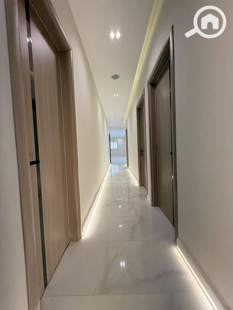 3 15f48d98-61e6-46b5-9dee-5614f9382a14. jpg