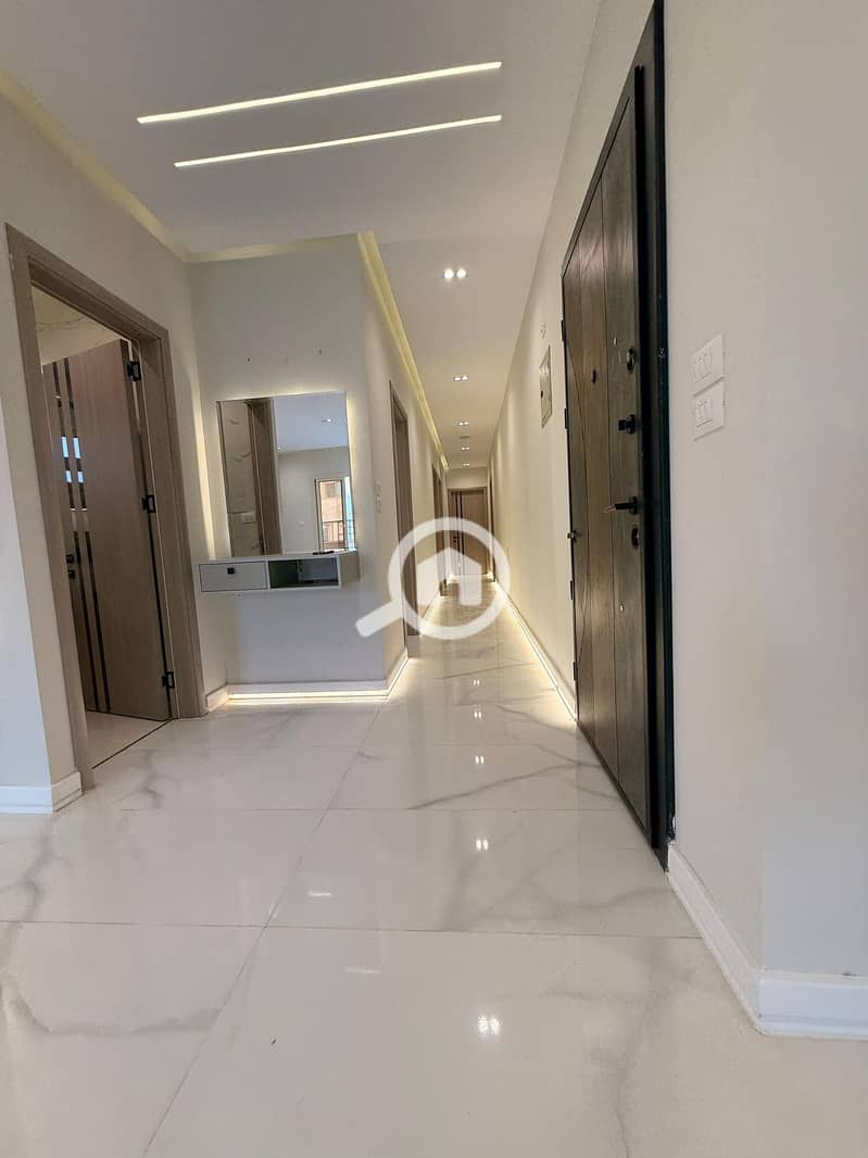 7 80ba2e28-e7bc-425e-8a84-235136aa0d6b. jpg