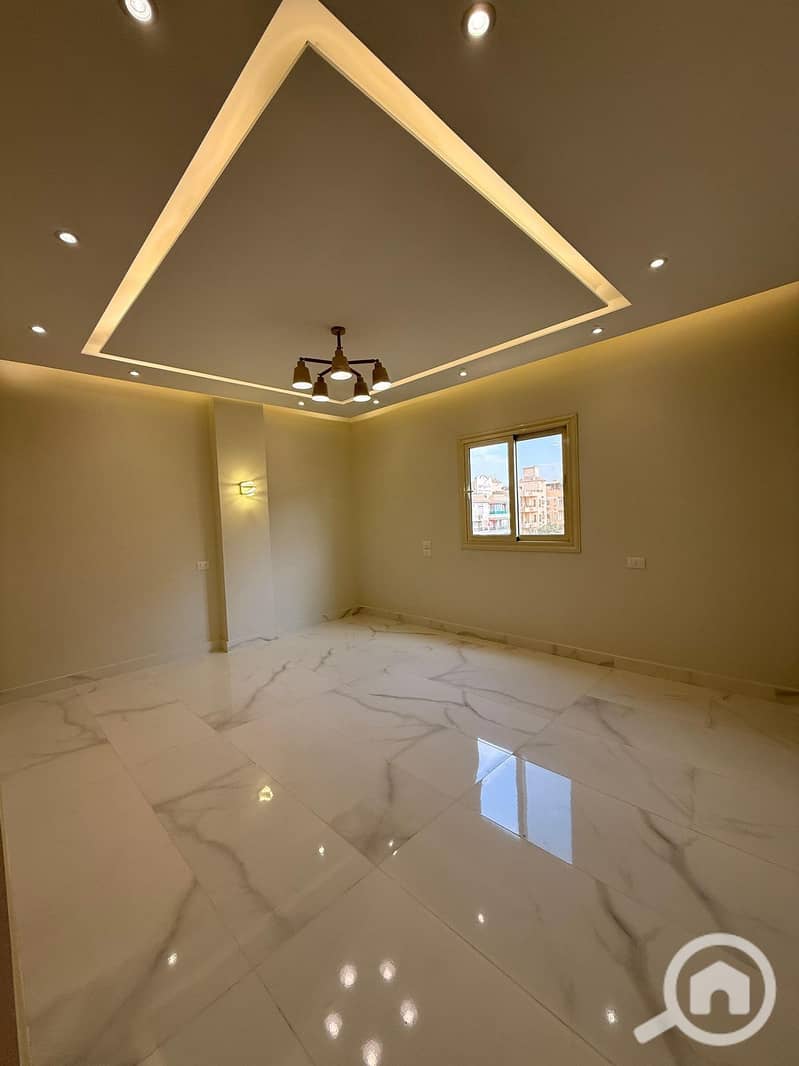 11 a3bba0db-7a53-47c9-bbba-13835a5e4703. jpg