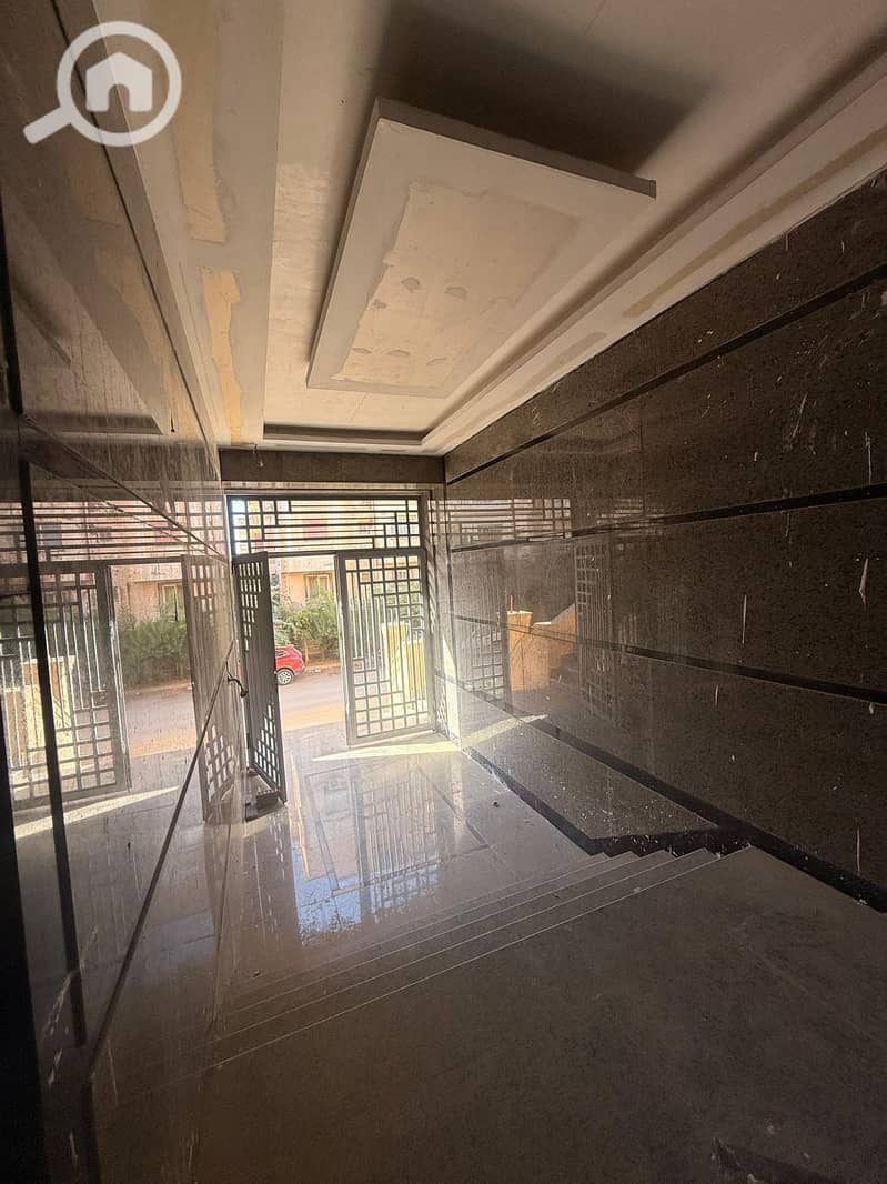 14 c80fbf85-9810-4fea-a812-b9d699b81992. jpg