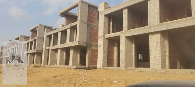 تاون هاوس 4 غرف نوم للبيع في الشيخ زايد، الجيزة - IMG-20251126-WA0712. jpg تاون هاوس 4 غرف نوم للبيع في الشيخ زايد، الجيزة - IMG-20251126-WA0712. jpg