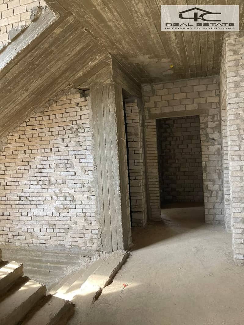 8 WhatsApp Image 2025-11-04 at 4.08. 21 PM (1). jpeg