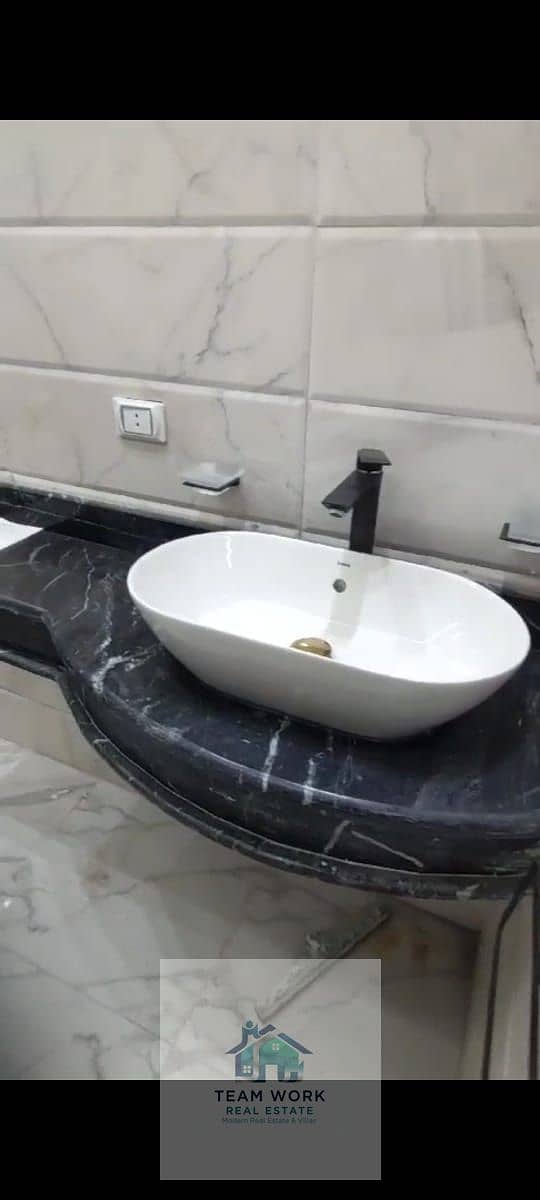 3 33a29208-b845-4efc-aa72-7e4ddd0ae862. jpg