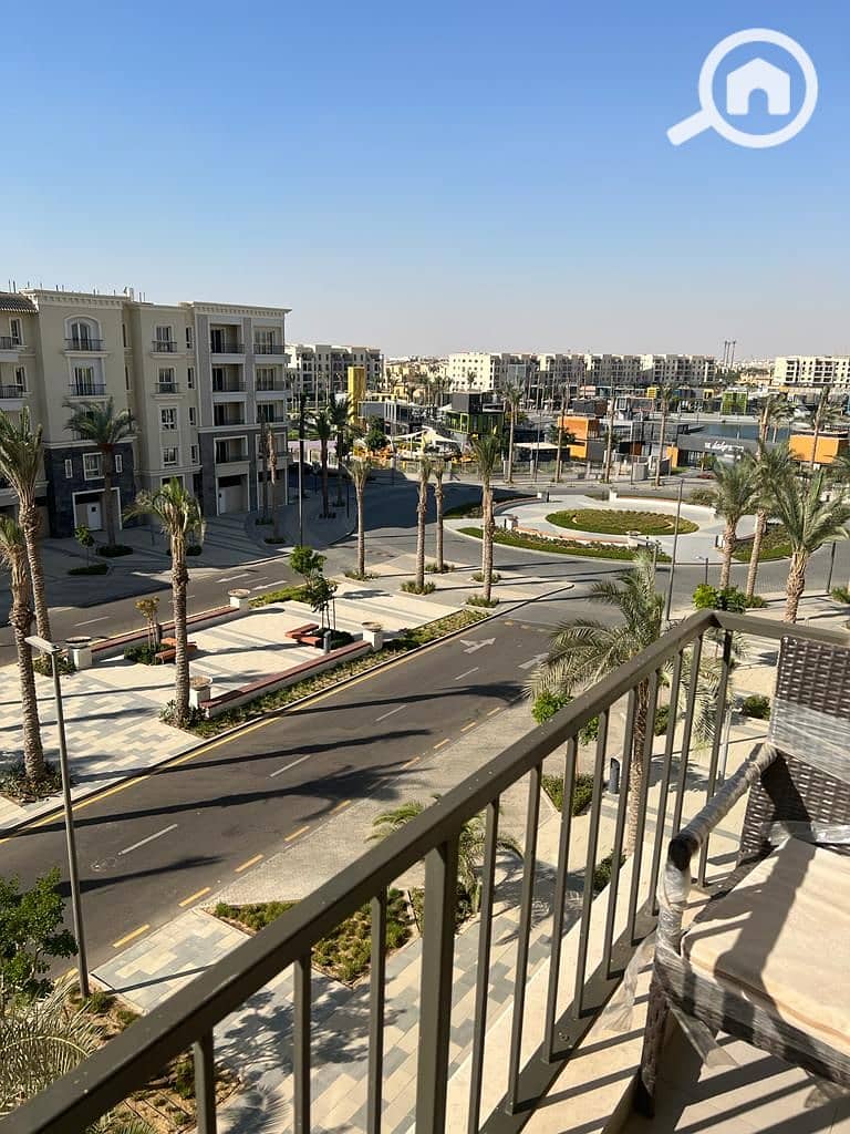 4 WhatsApp Image 2025-12-06 at 14.39. 51 (2). jpeg