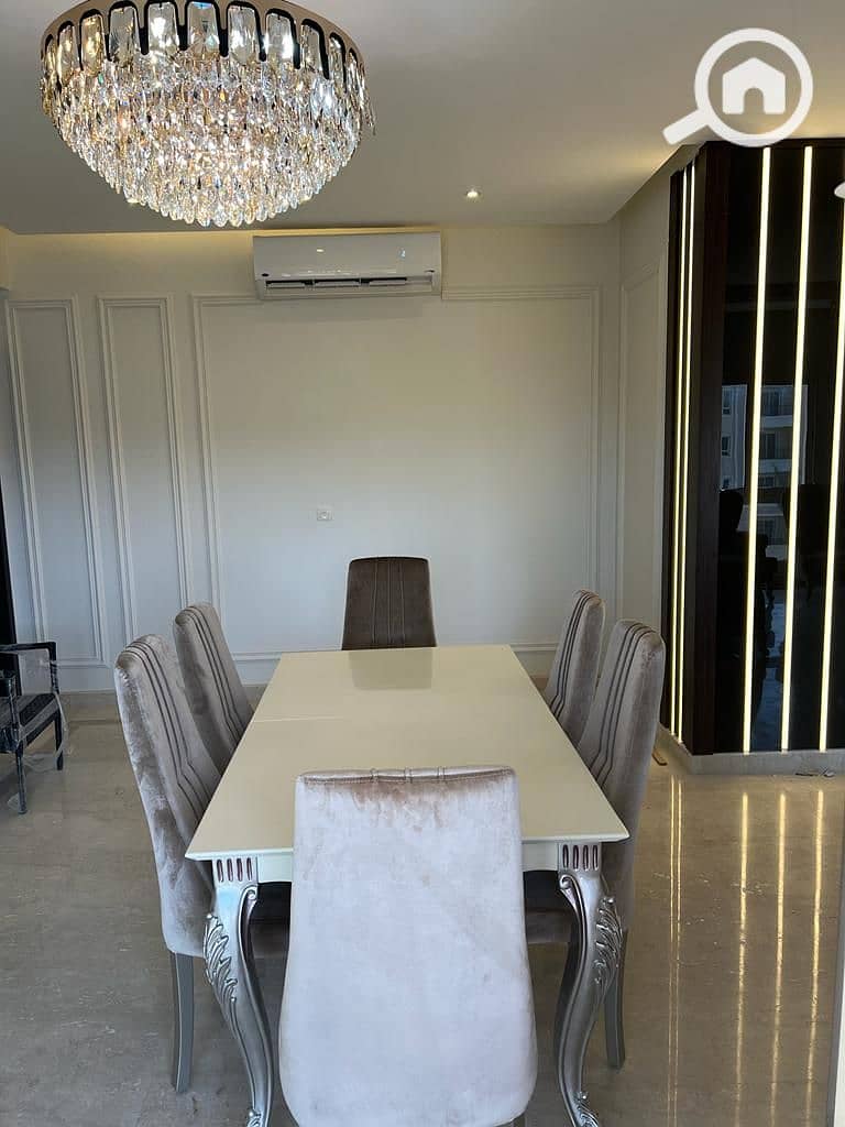 9 WhatsApp Image 2025-12-06 at 14.39. 52 (1). jpeg