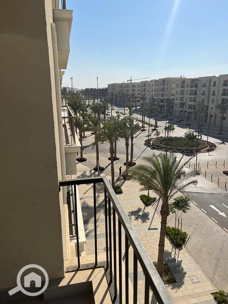 10 WhatsApp Image 2025-12-06 at 14.39. 52. jpeg