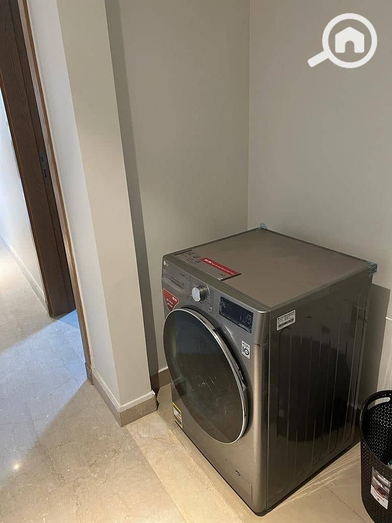 16 WhatsApp Image 2025-12-06 at 14.39. 55. jpeg