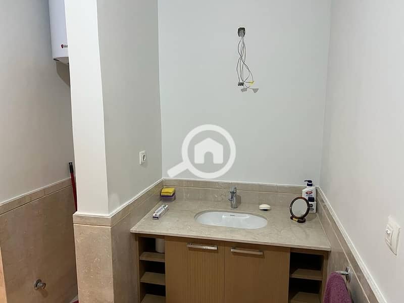 21 WhatsApp Image 2025-12-06 at 14.39. 57. jpeg