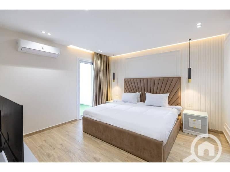 3 fb254c48-a4e5-41e9-9c8b-d346f45ca1d2. jpg