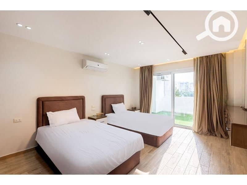 4 90479e4e-af90-4388-a309-095f23589849. jpg