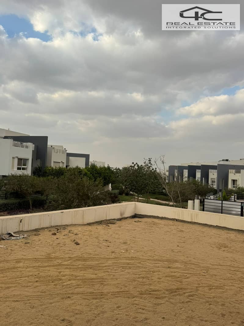 9 WhatsApp Image 2025-12-06 at 14.50. 29 (1). jpeg