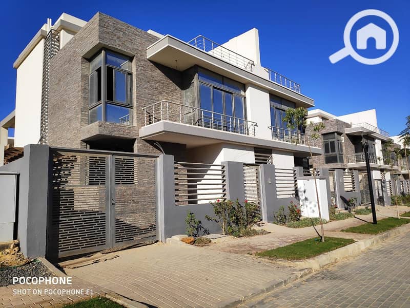 3 7eb55890-7201-4105-8353-d78a00f28cc3. jpg