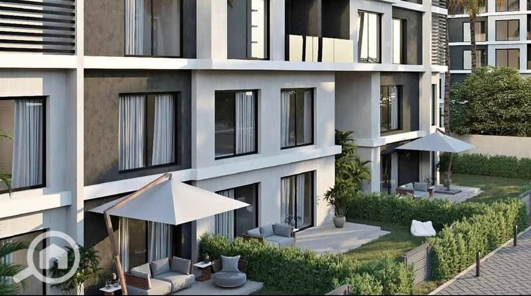 12 592110503_4044796805833076_6818416830887366012_n. jpg