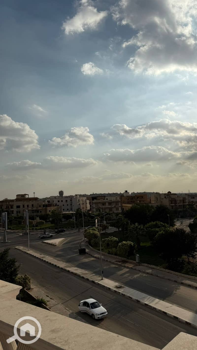 5 WhatsApp Image 2025-12-06 at 2.35. 45 PM. jpeg