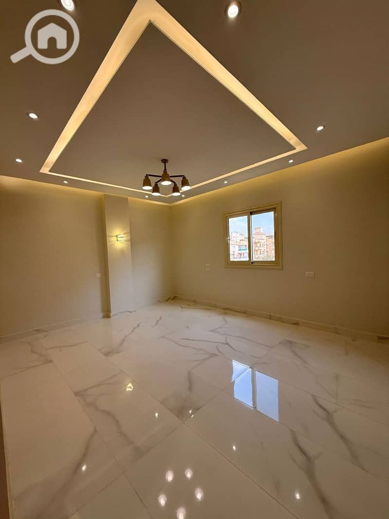 3 bc596242-fff9-4978-aeba-0ce9774f2317. jpg