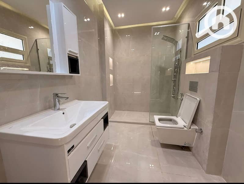 7 82cf08d5-d305-444d-acc9-2cb30f36321a. jpg