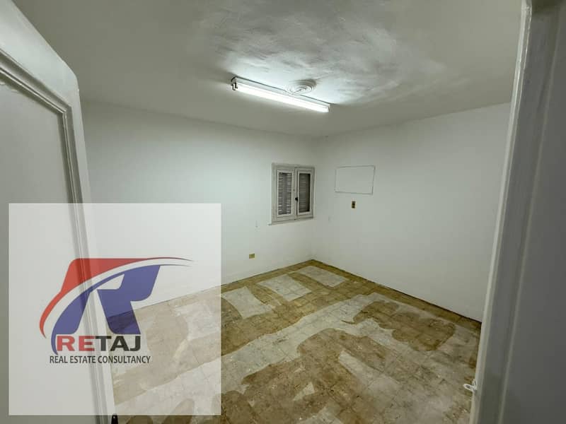 5 WhatsApp Image 2025-12-04 at 11.10. 51 AM (1). jpeg