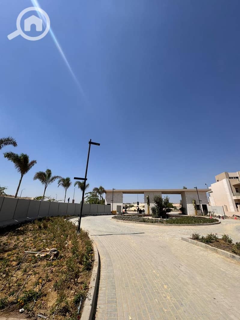 5 WhatsApp Image 2025-12-06 at 3.17. 32 PM (5) - Copy. jpeg