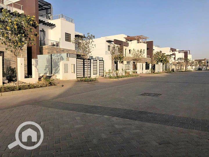 6 53155119_2258298524458159_9215527828844445696_n. jpg