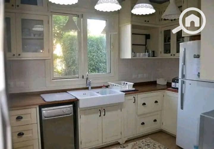 10 FB_IMG_1760385354747. jpg