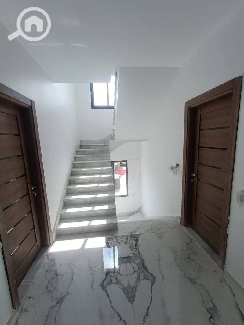 5 WhatsApp Image 2025-11-30 at 3.53. 59 PM (1). jpeg