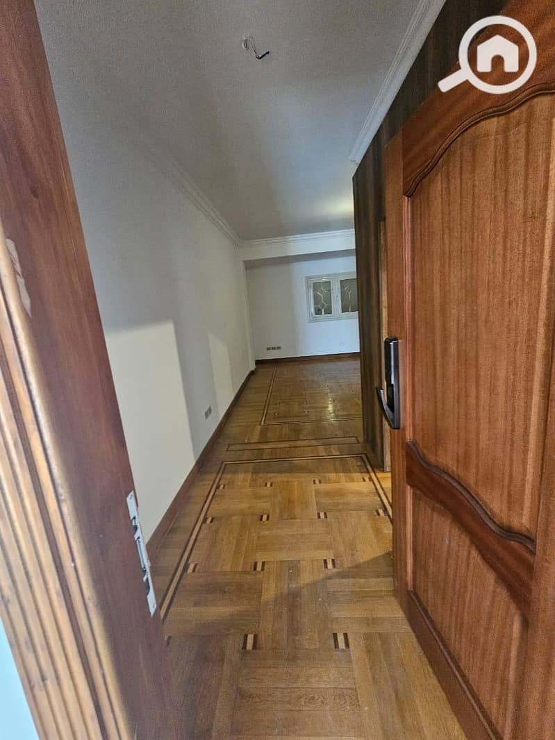 7 WhatsApp Image 2025-12-06 at 3.20. 38 PM. jpeg