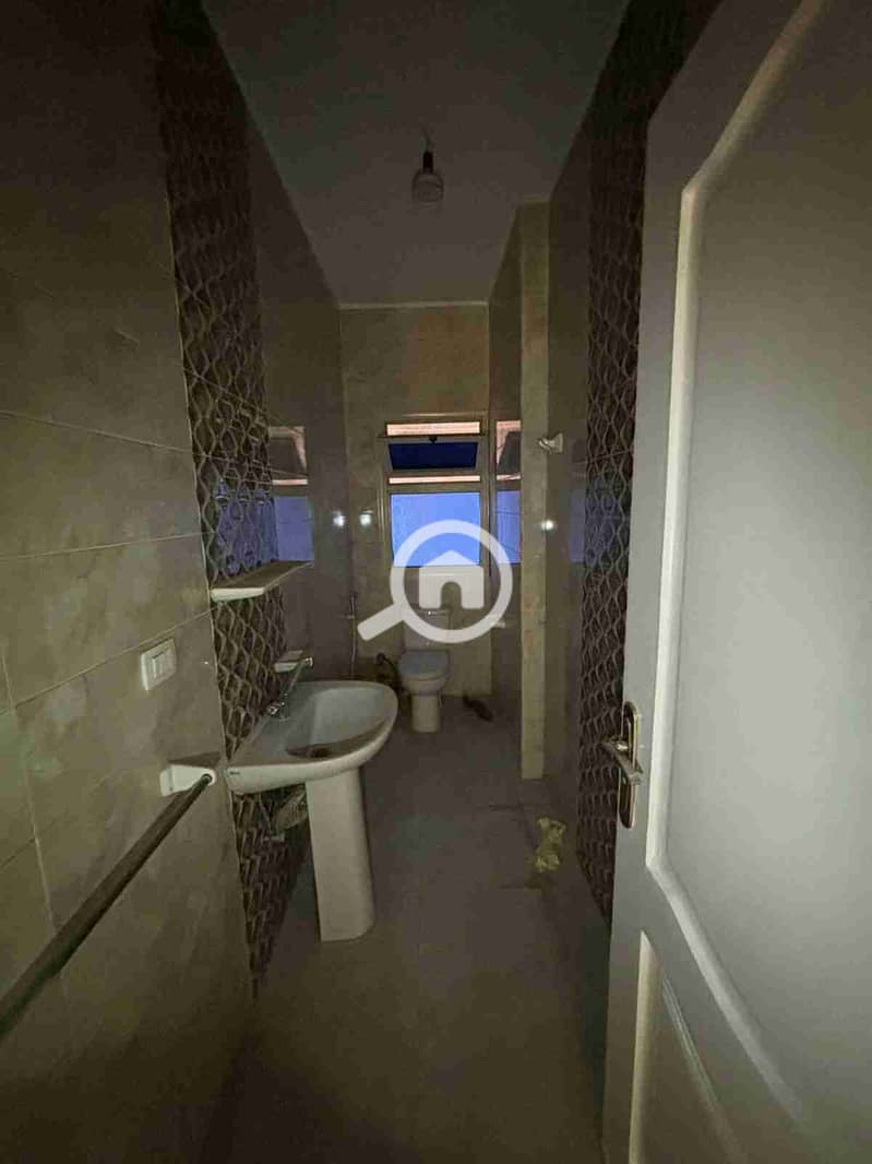 7 IMG-20251206-WA0094. jpg