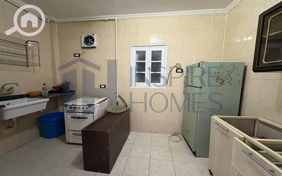 4 WhatsApp Image 2025-11-23 at 12.09. 43 (1). jpg