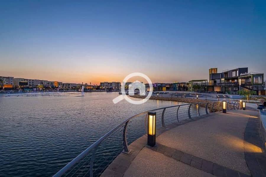 8 14767cf7-79e0-4da8-8641-52ceb62e3e20. jpg