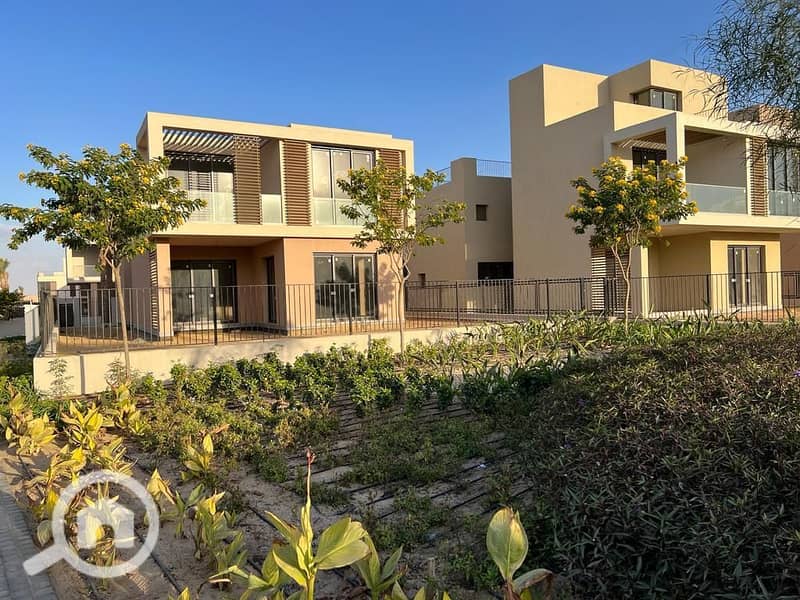 2 WhatsApp Image 2025-10-15 at 12.07. 12 PM. jpeg