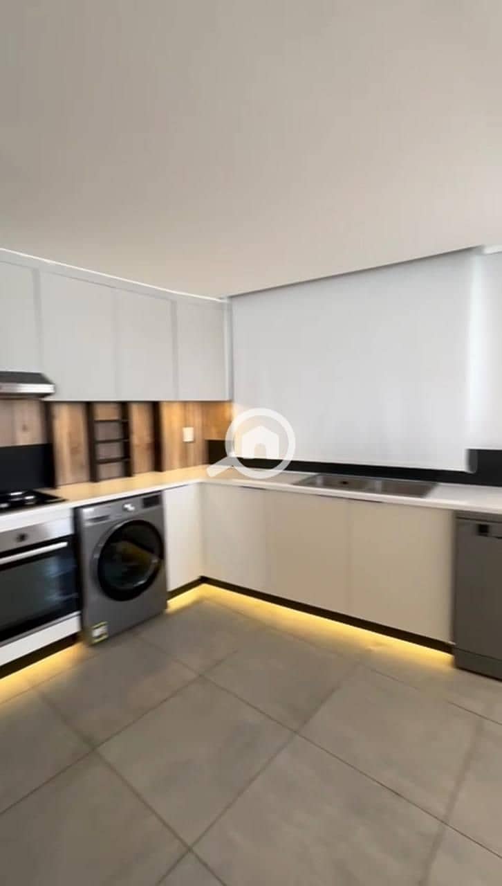 12 WhatsApp Image 2025-12-06 at 1.54. 14 PM (7). jpeg