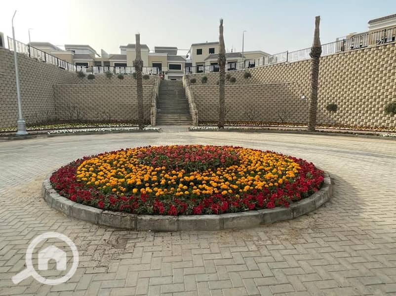 4 b4fb3005-2374-4647-823c-005af6df4bfe. jpg