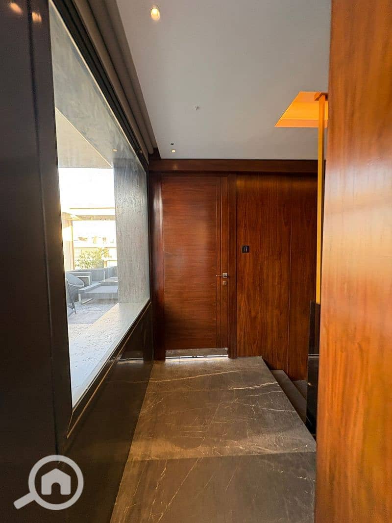 11 20389a78-8da2-4738-b700-e9c9d7c7a66c. jfif. jpg