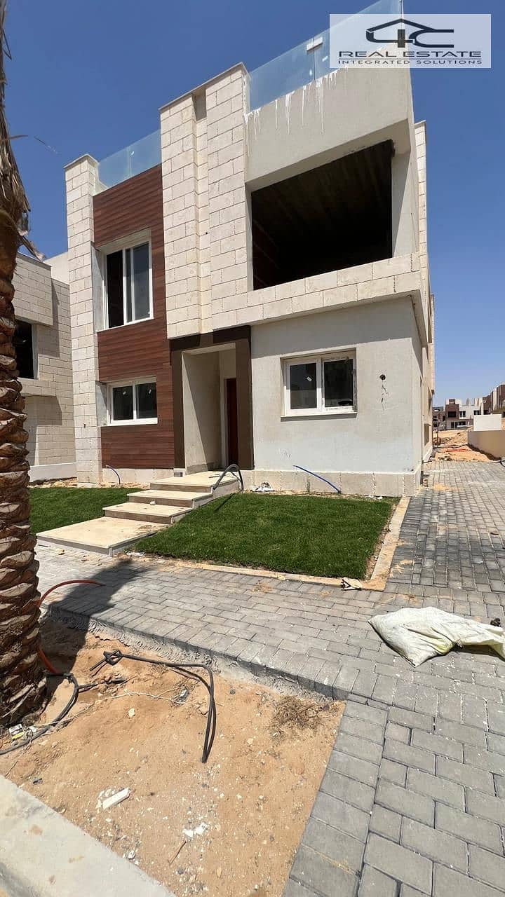 6 WhatsApp Image 2025-11-14 at 4.16. 55 PM. jpeg