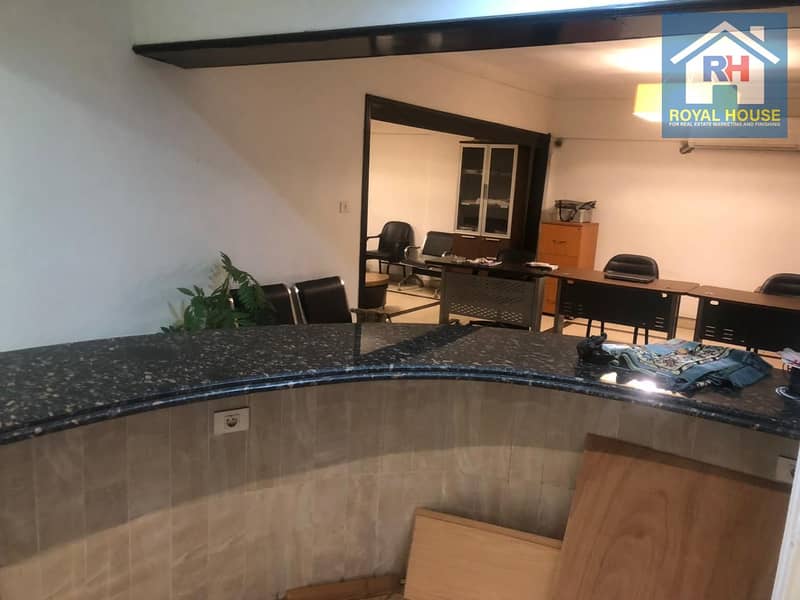 8 afab5c2e-5b21-4d7b-a455-2224bc173741. jpg