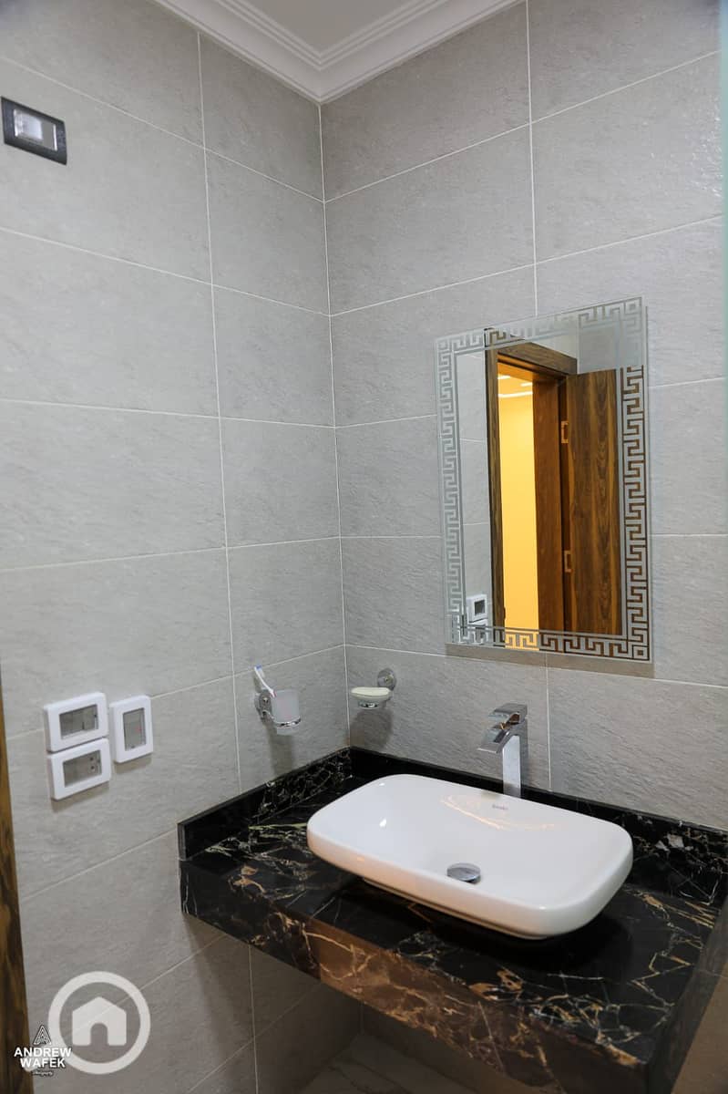 7 IMG-20251206-WA0087. jpg