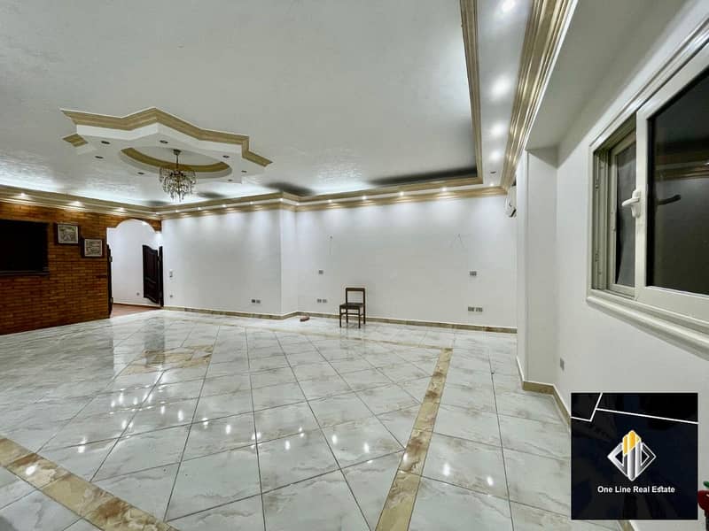 5 e41c42d7-5602-4e13-b708-604e5d4db209. jpeg