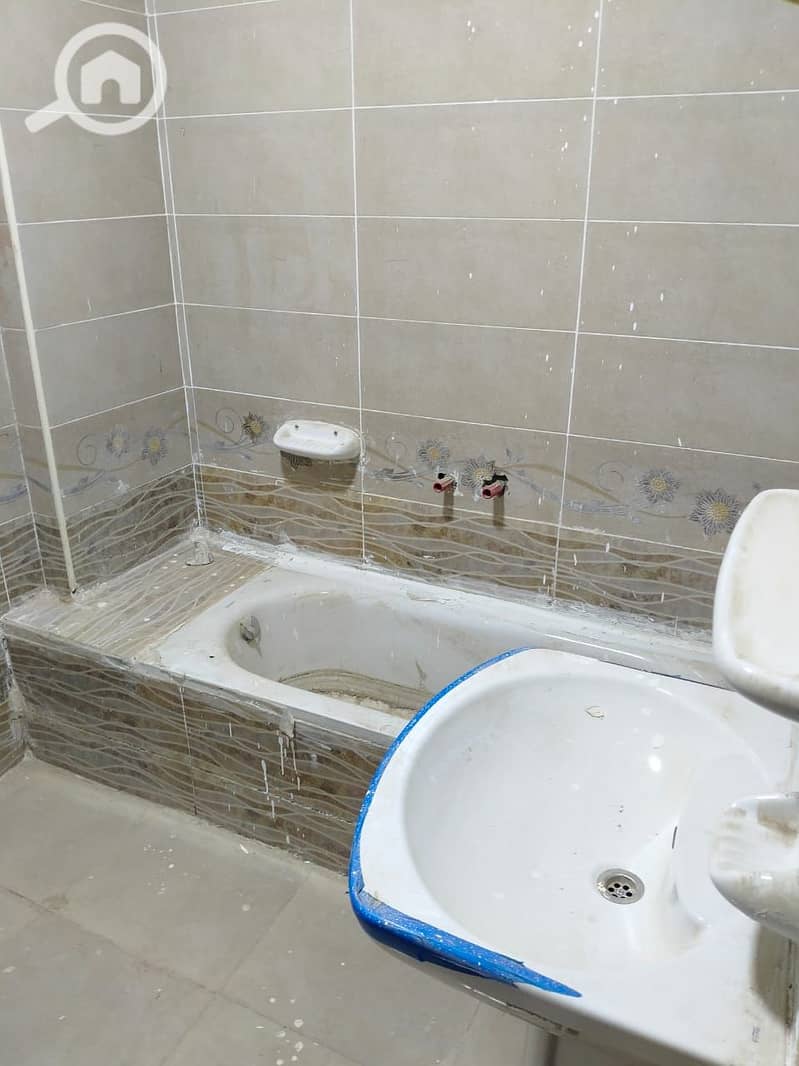 7 e77158ca-2459-48c8-8923-df4c3f87fd54. jpg