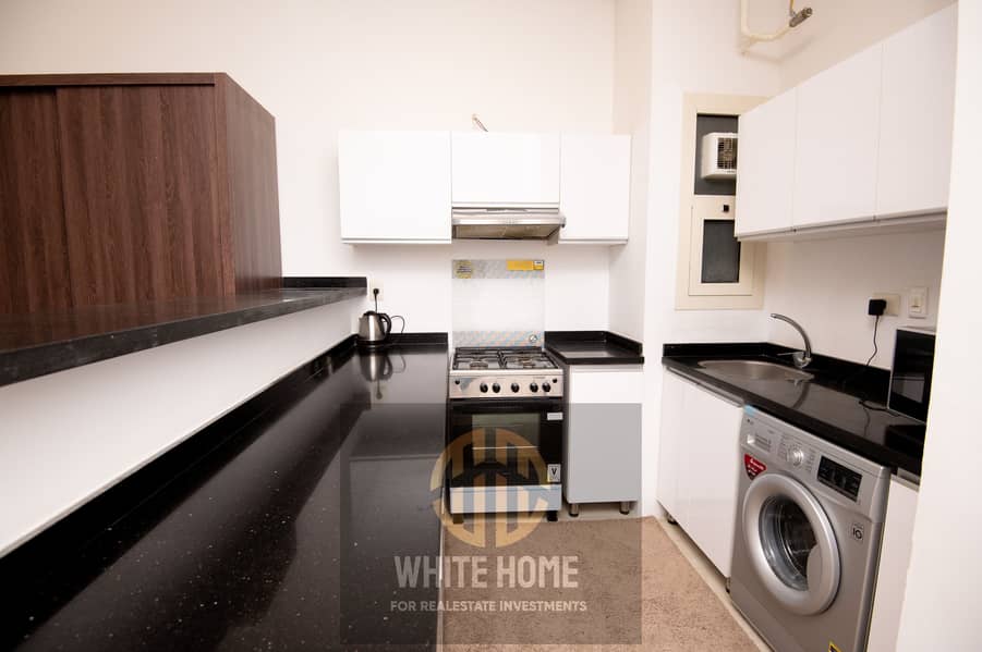 10 36592af8-d719-40e6-82d7-93fa002fb050. jpeg