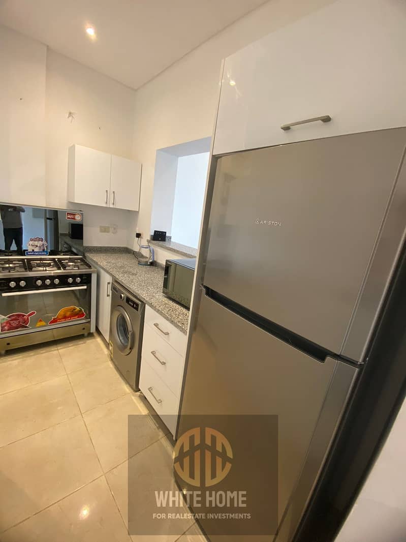 12 652d2a4b-f578-4e7d-949c-069b10b01879. jpeg