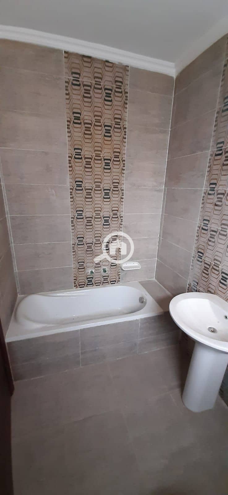 8 9d72ec58-5e43-4032-9a90-5ae646d7513d. jpeg